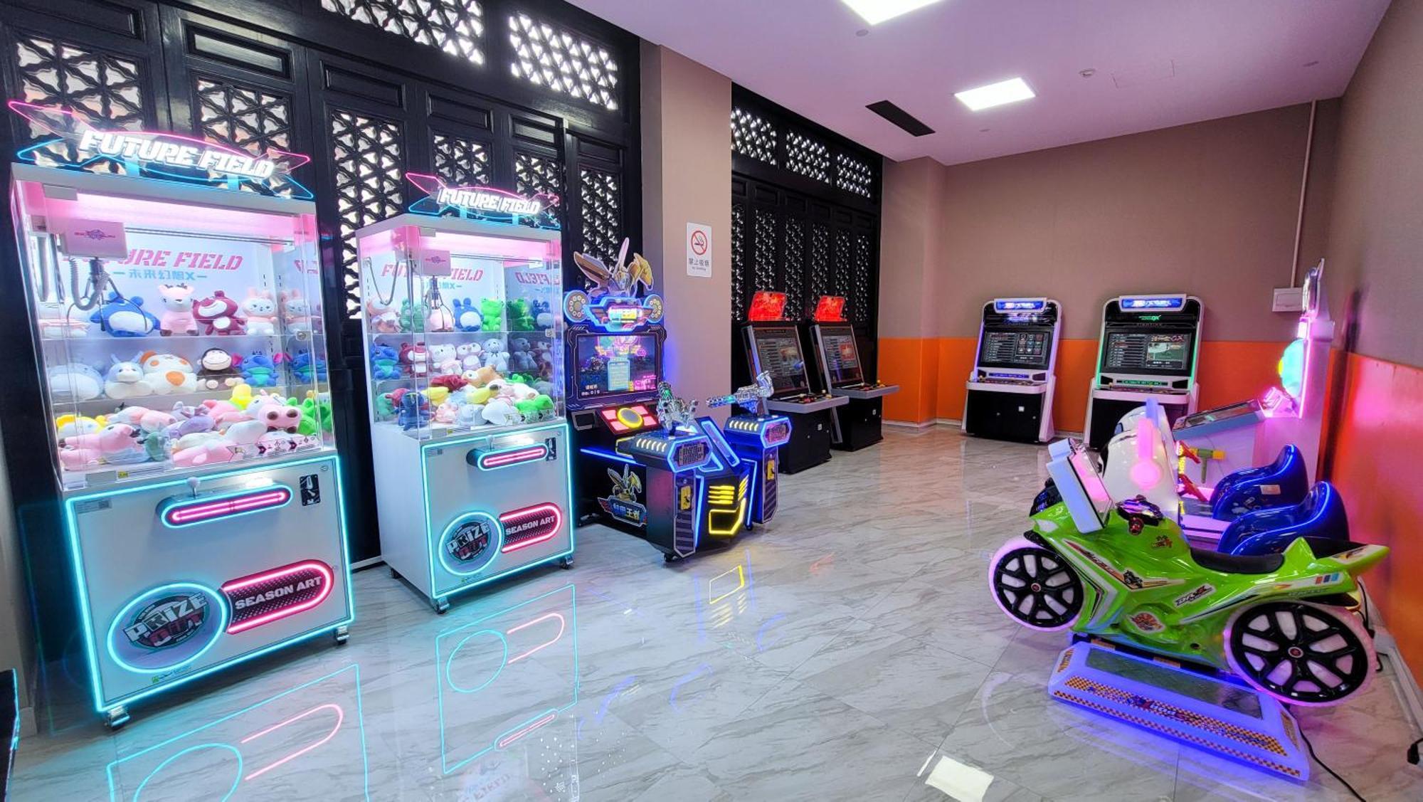 Royal Garden Hotel Shanghai-Free Shuttle To And From Disney & Pvg & Close Metro Line2 Easy To Sha New Expo Exterior photo